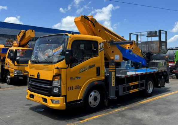 （28-33米）重汽豪沃高空车价格