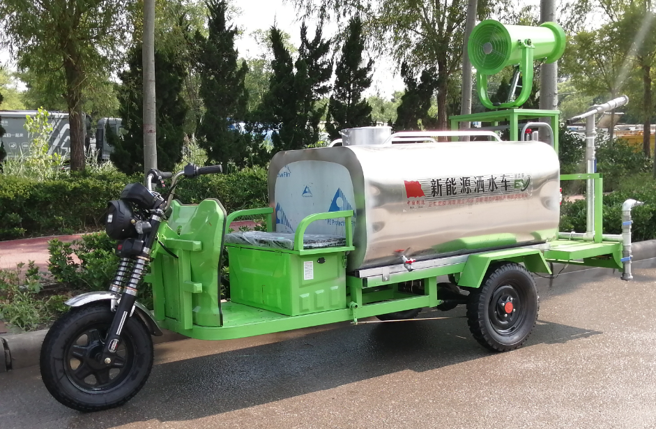 1.2方电动洒水车